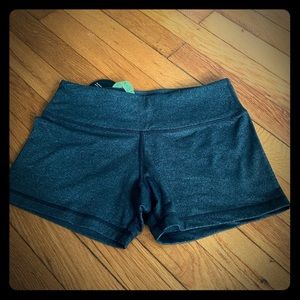 Lululemon Boogie Short Size 6